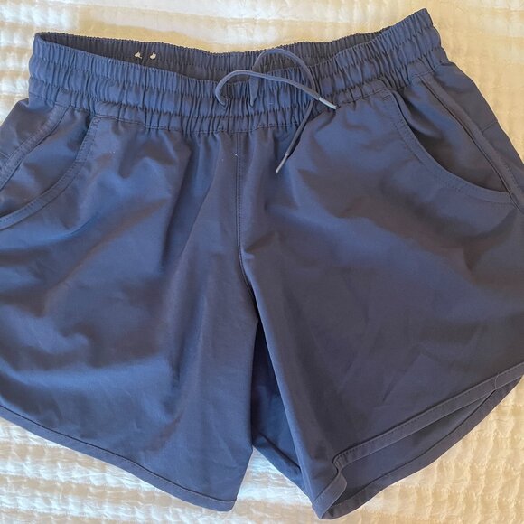 Women's Columbia Shorts worn once - Picture 1 of 2
